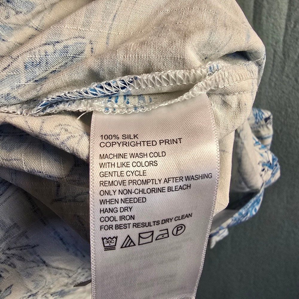 Tommy Bahama Mens 2XLB Blue White Silk Tropical Parrot Toucan Camp Shirt 2XL Big - Picture 3 of 15